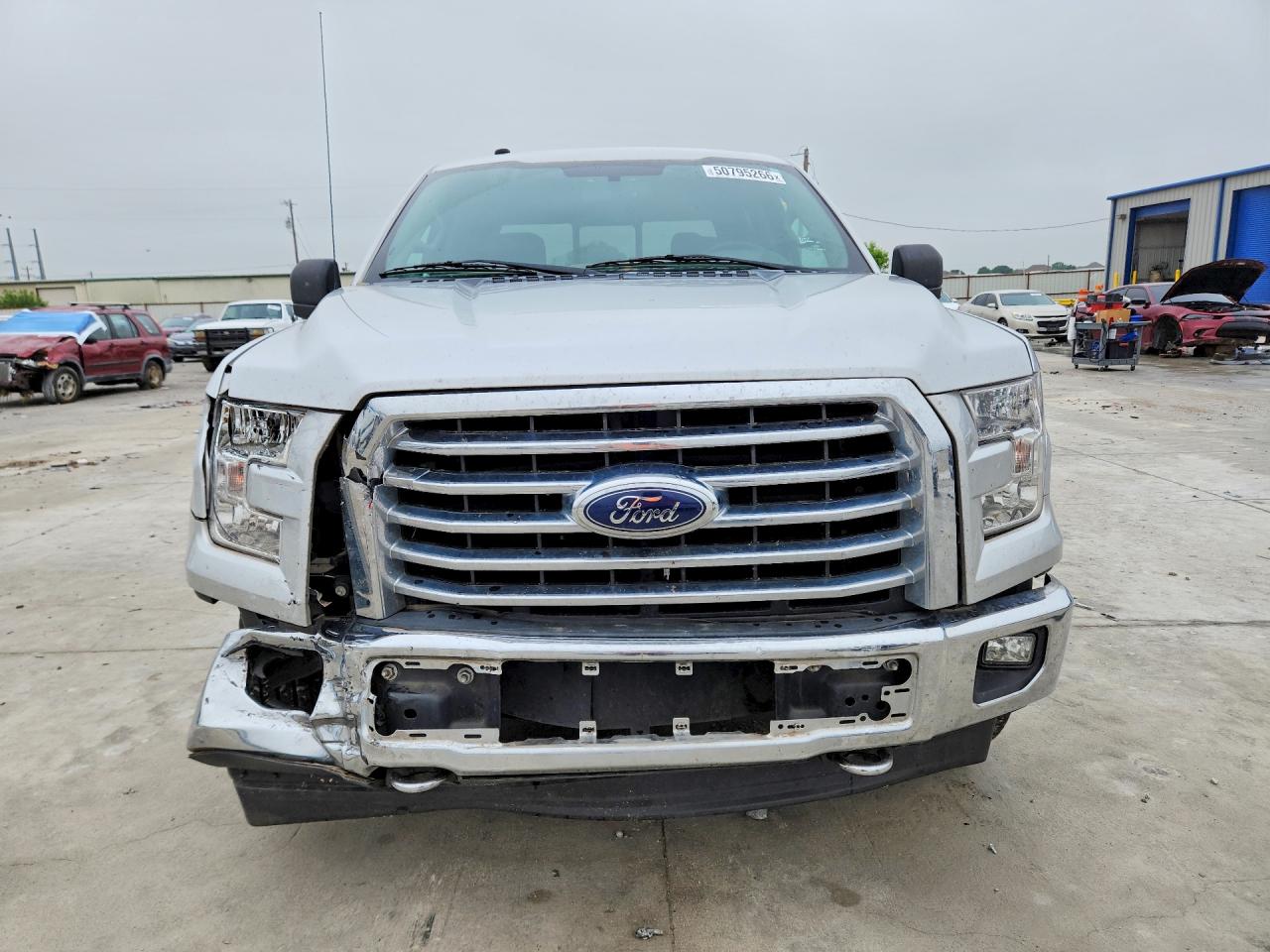2017 FORD F150 SUPERCREW photo 13