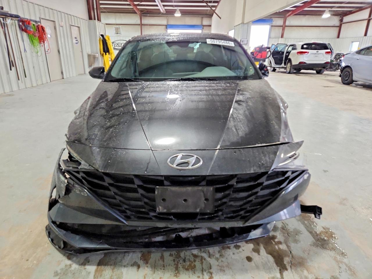 2023 HYUNDAI ELANTRA SEL photo 13
