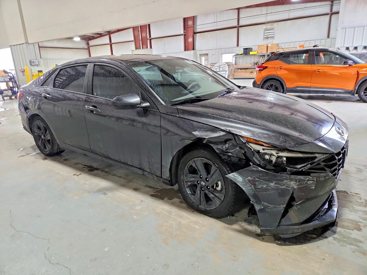 2023 HYUNDAI ELANTRA SEL photo 10