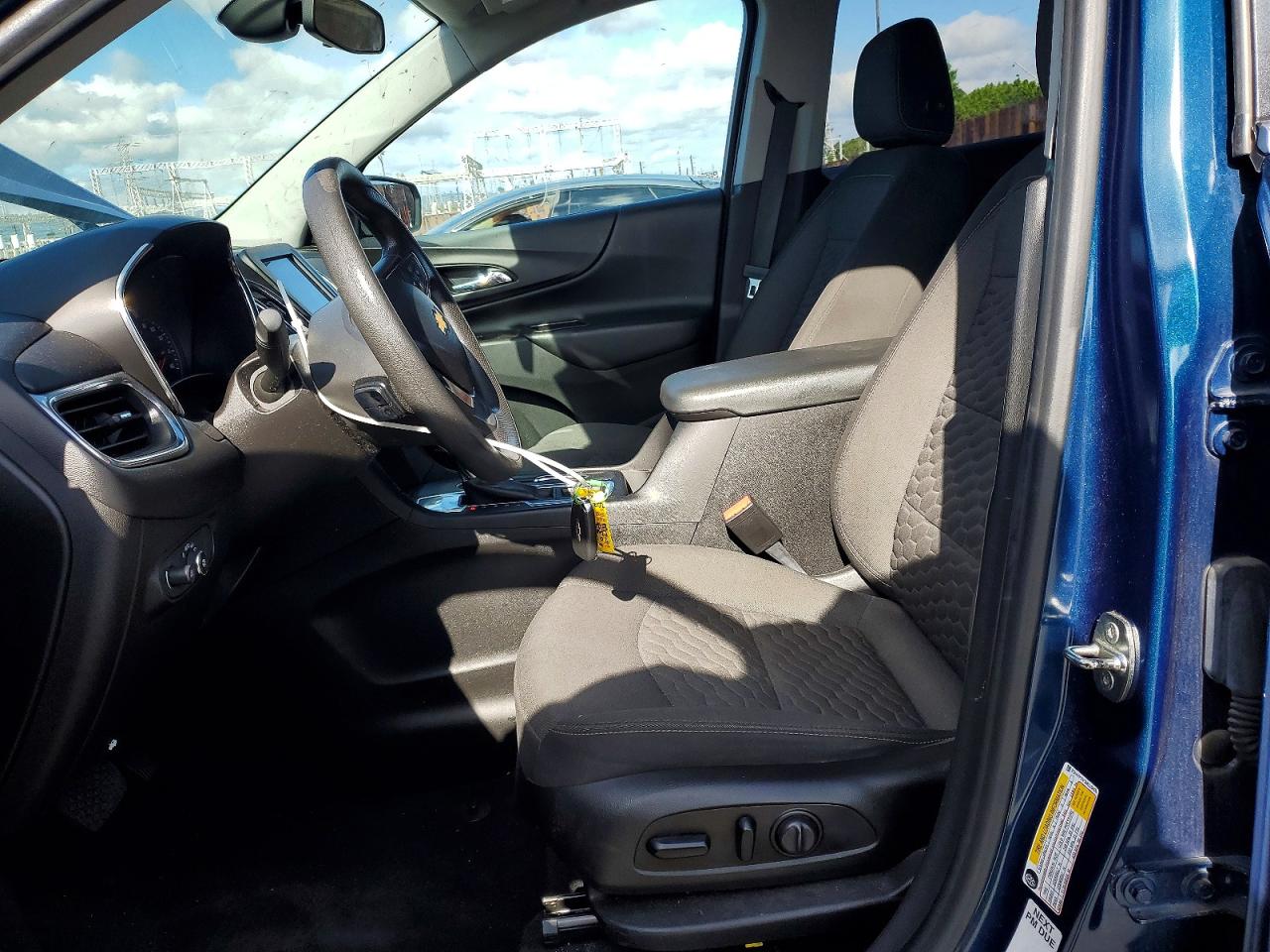 2021 CHEVROLET EQUINOX LT photo 19