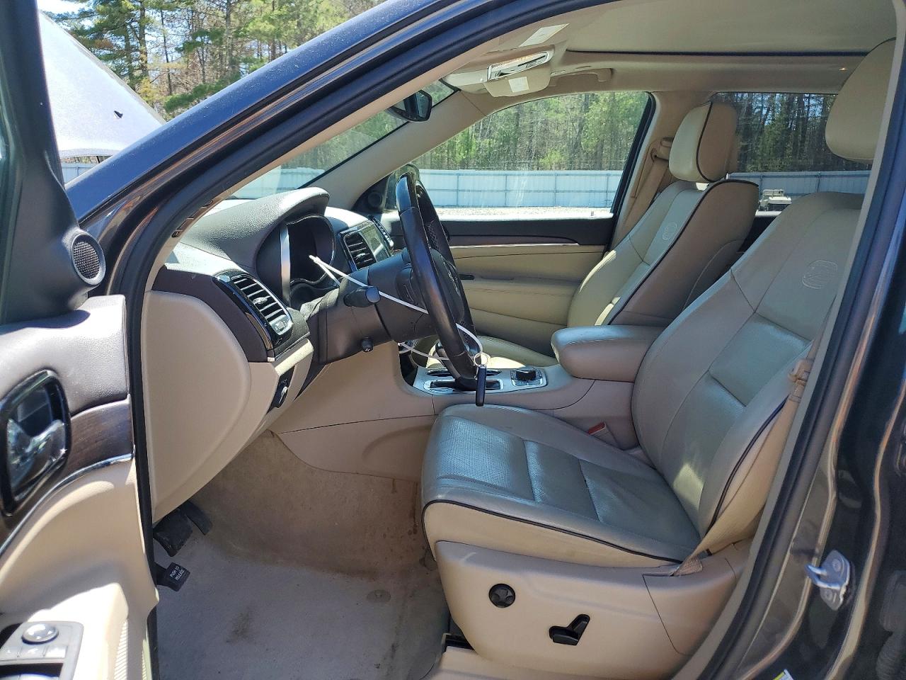 2019 JEEP GRAND CHEROKEE OVERLAND photo 7