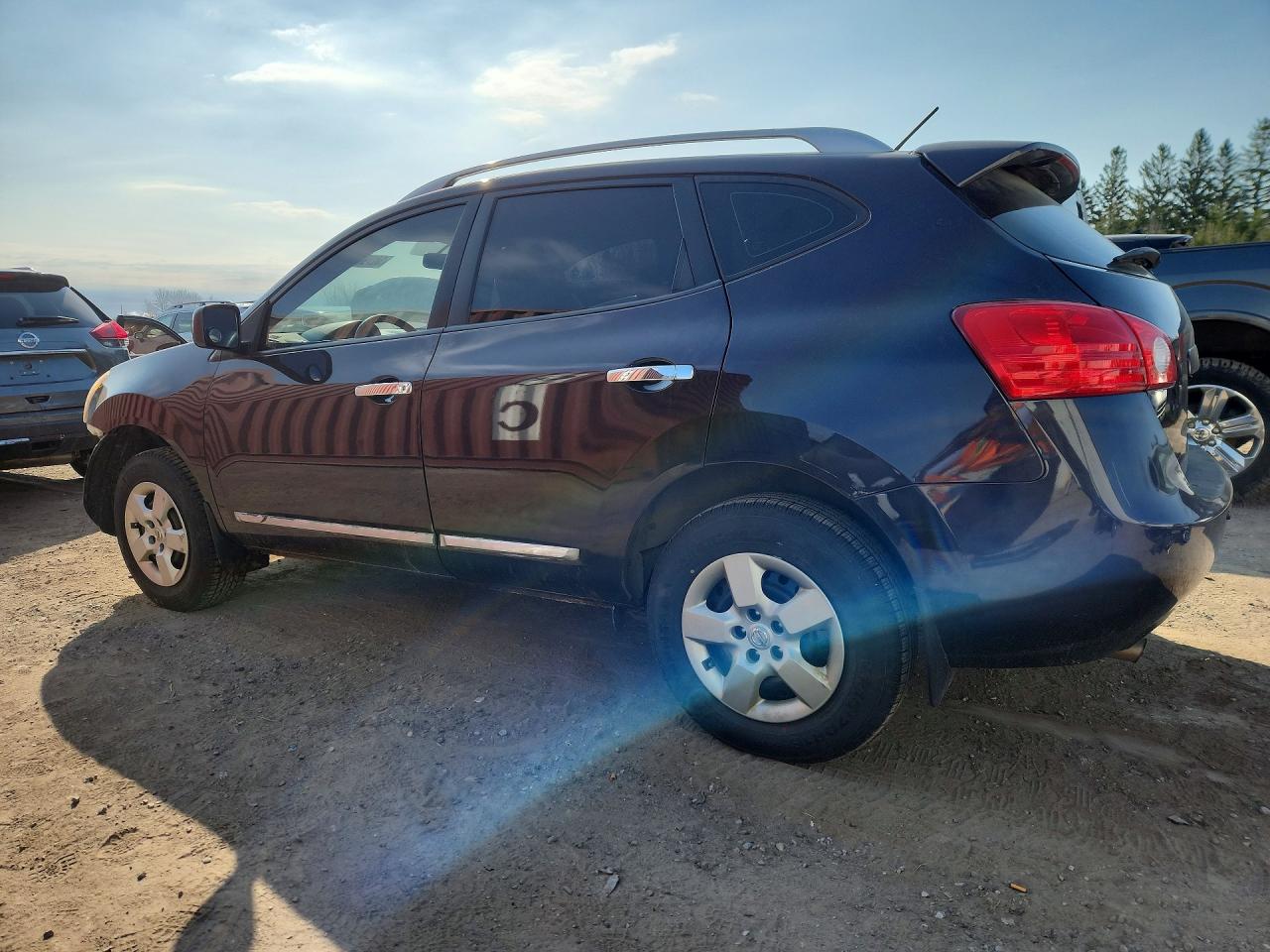 2011 NISSAN ROGUE S photo 4