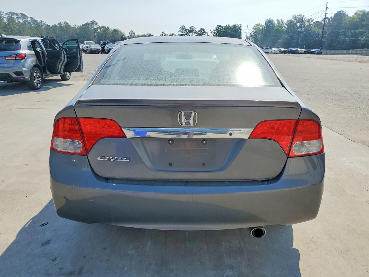 2011 HONDA CIVIC LX-S photo 11