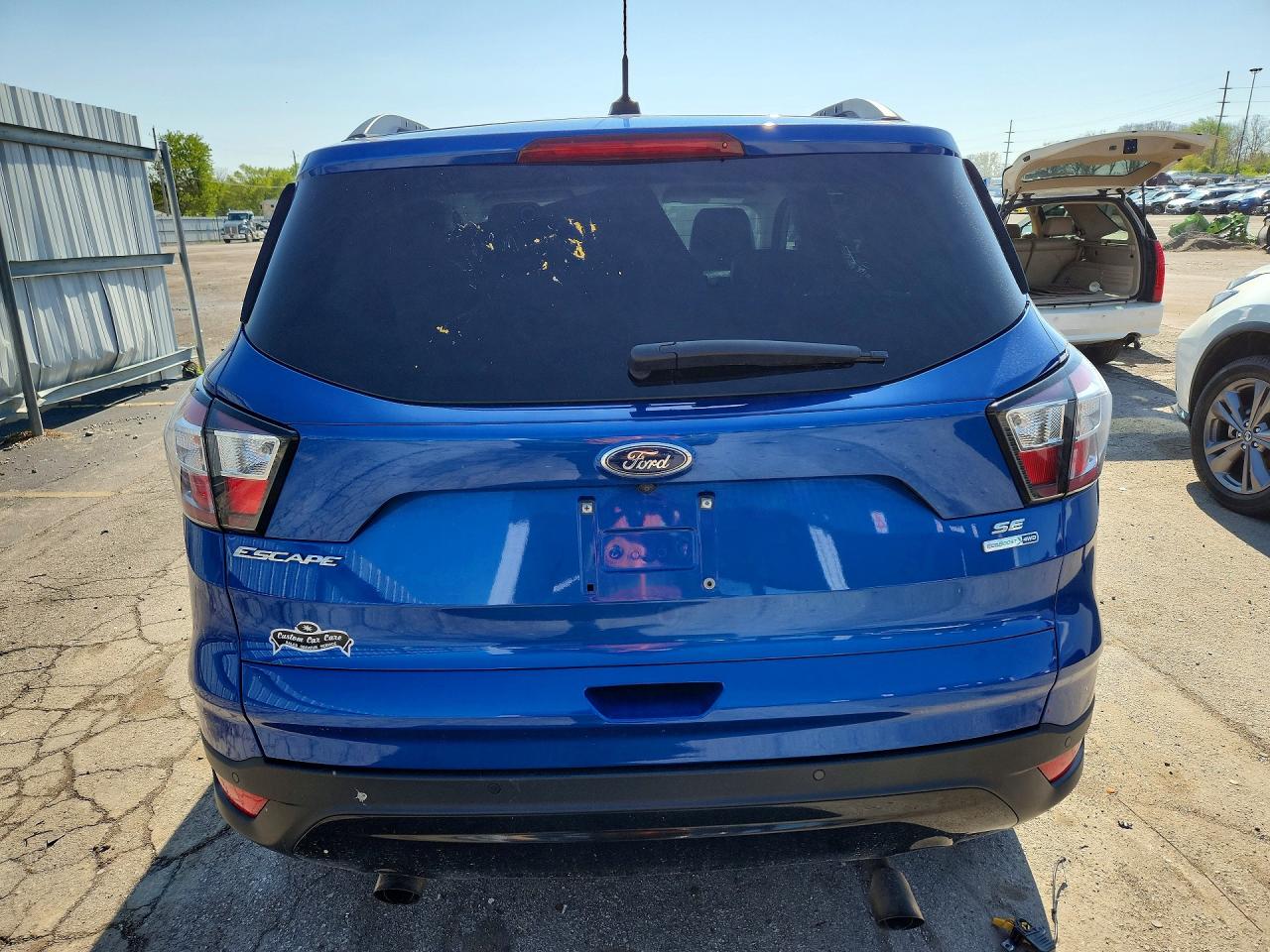 2017 FORD ESCAPE SE photo 11