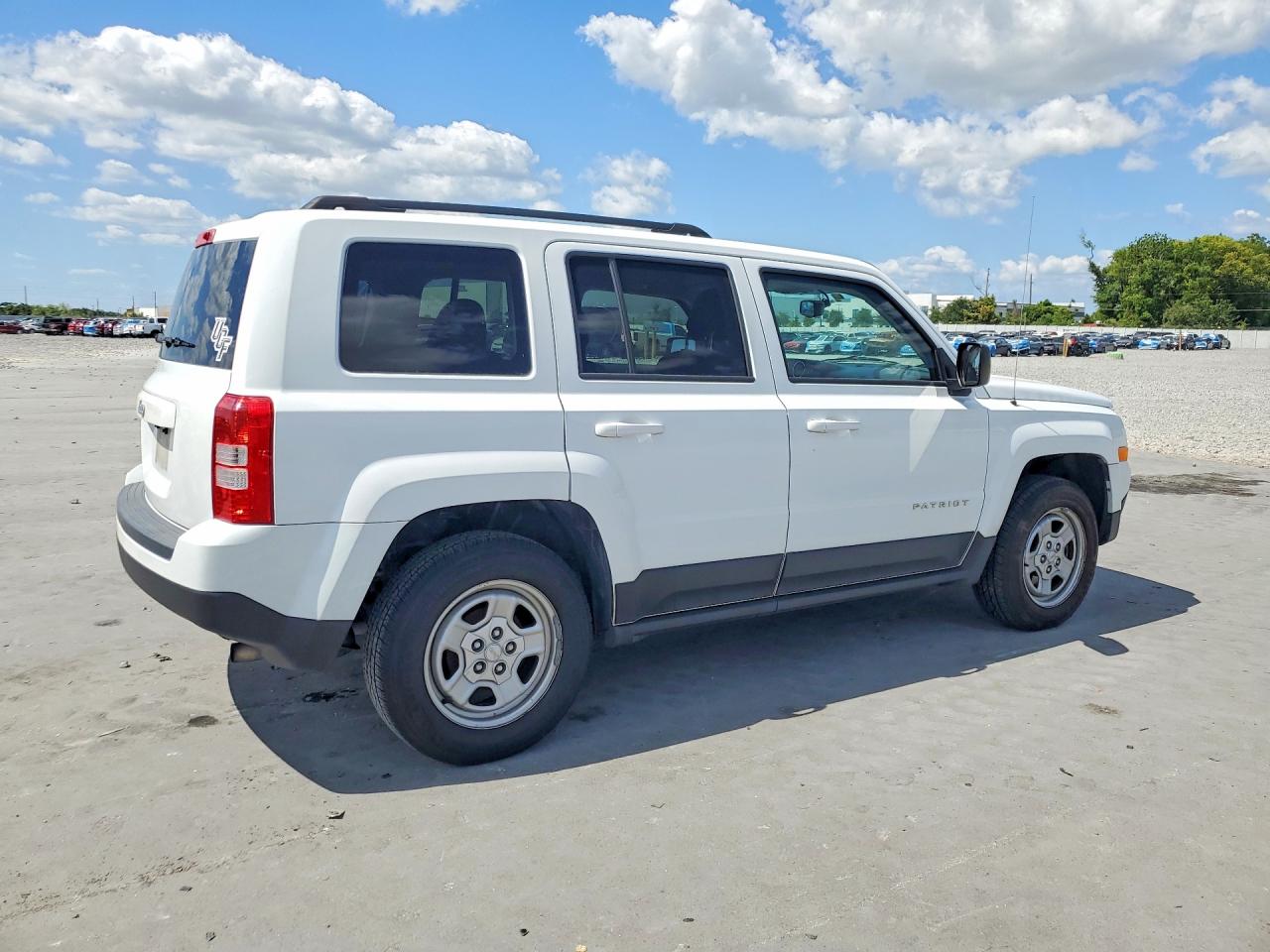2017 JEEP PATRIOT SPORT photo 7