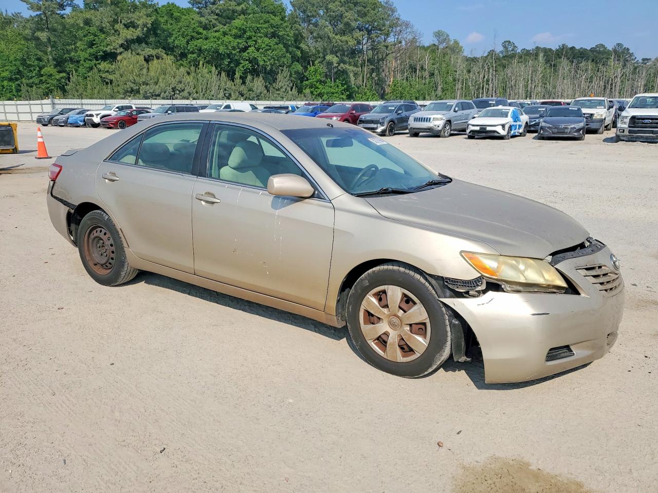 2009 TOYOTA CAMRY LE photo 7