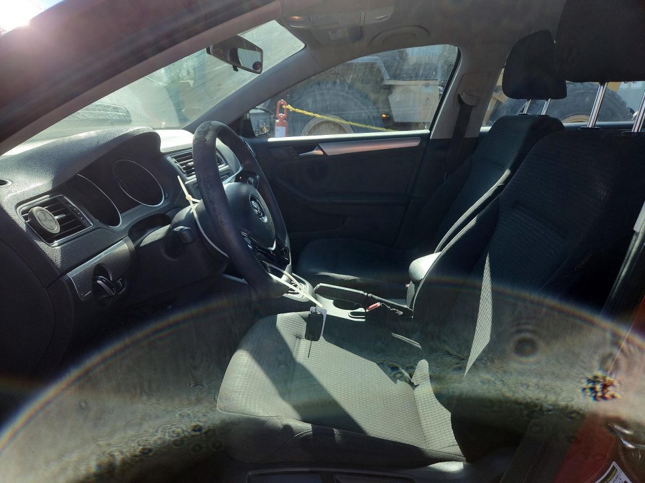 2016 VOLKSWAGEN JETTA SE photo 13
