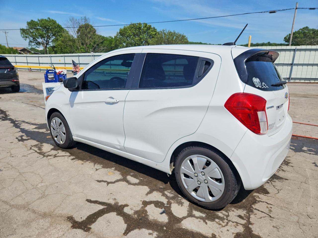 2016 CHEVROLET SPARK LS photo 5