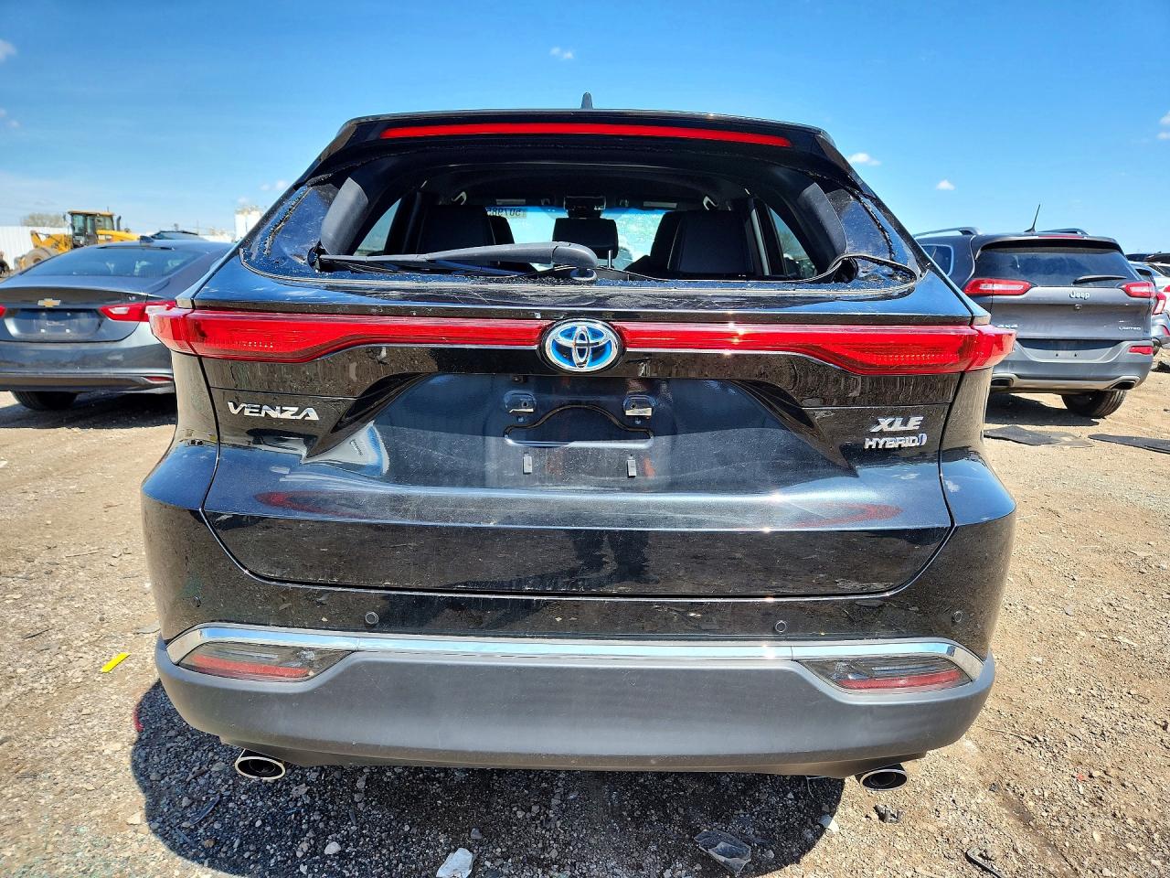2021 TOYOTA VENZA XLE photo 16