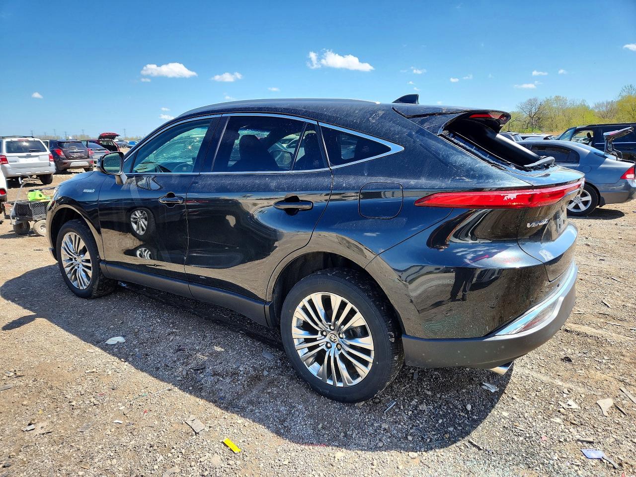 2021 TOYOTA VENZA XLE photo 4