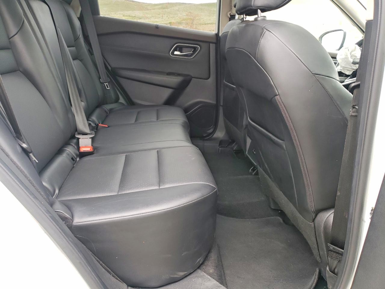 2021 NISSAN ROGUE SV photo 11