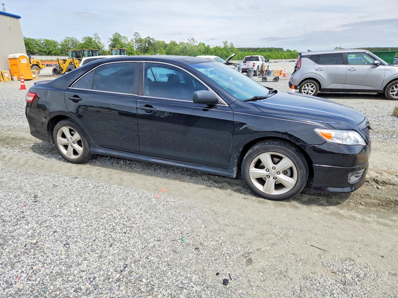 2010 TOYOTA CAMRY SE V6 photo 7