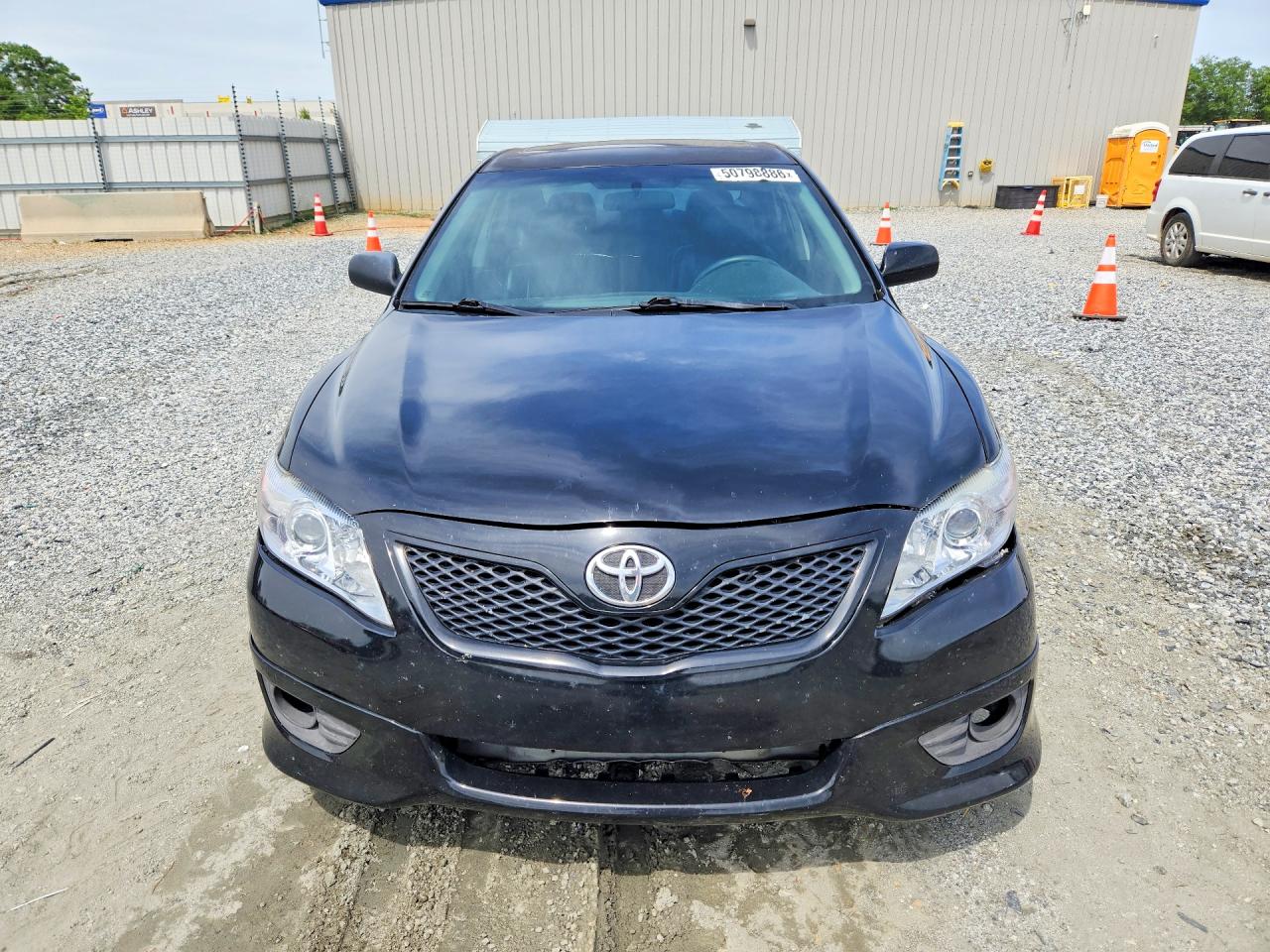 2010 TOYOTA CAMRY SE V6 photo 9