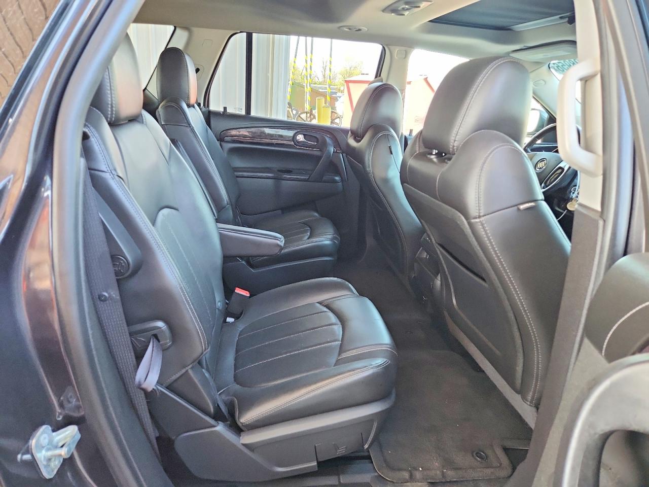 2016 BUICK ENCLAVE photo 11