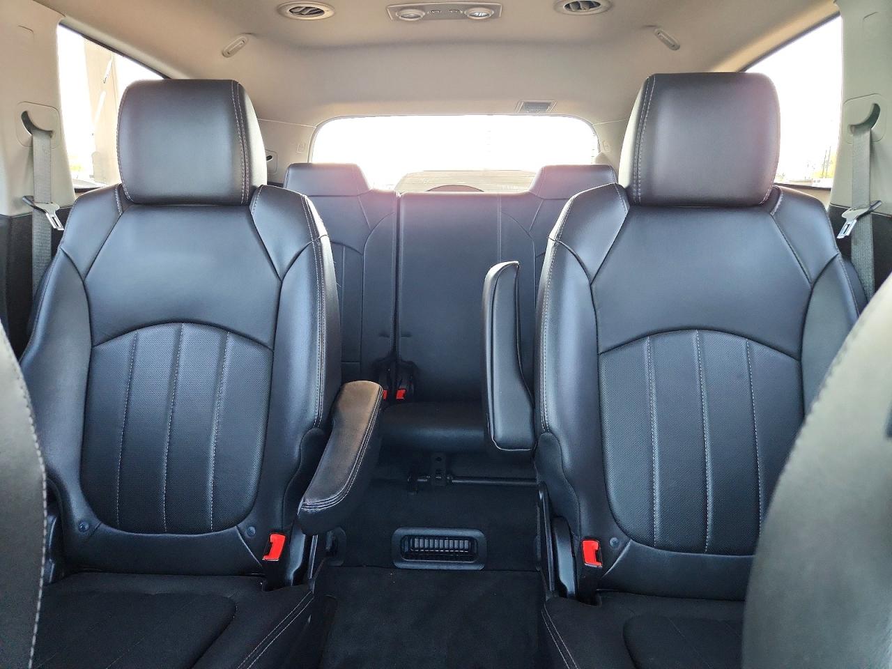 2016 BUICK ENCLAVE photo 10