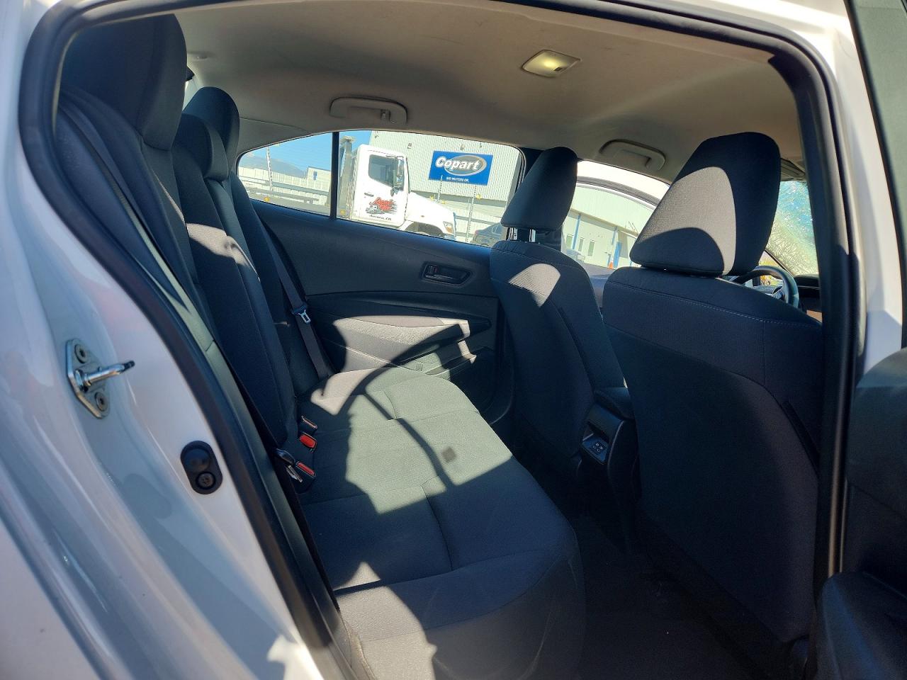 2023 TOYOTA COROLLA LE photo 19