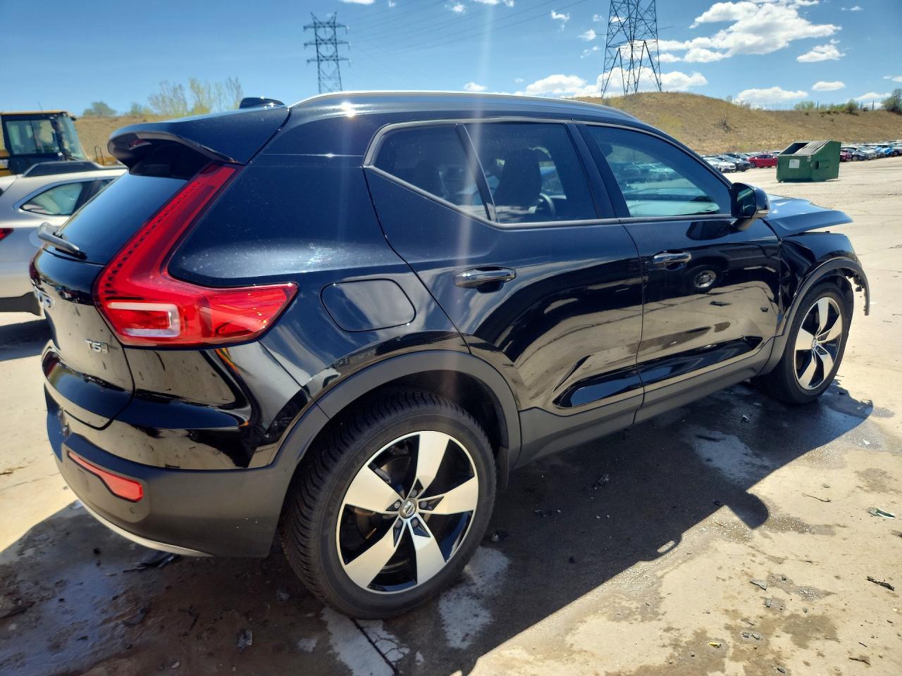2020 VOLVO XC40 T5 MOMENTUM photo 7