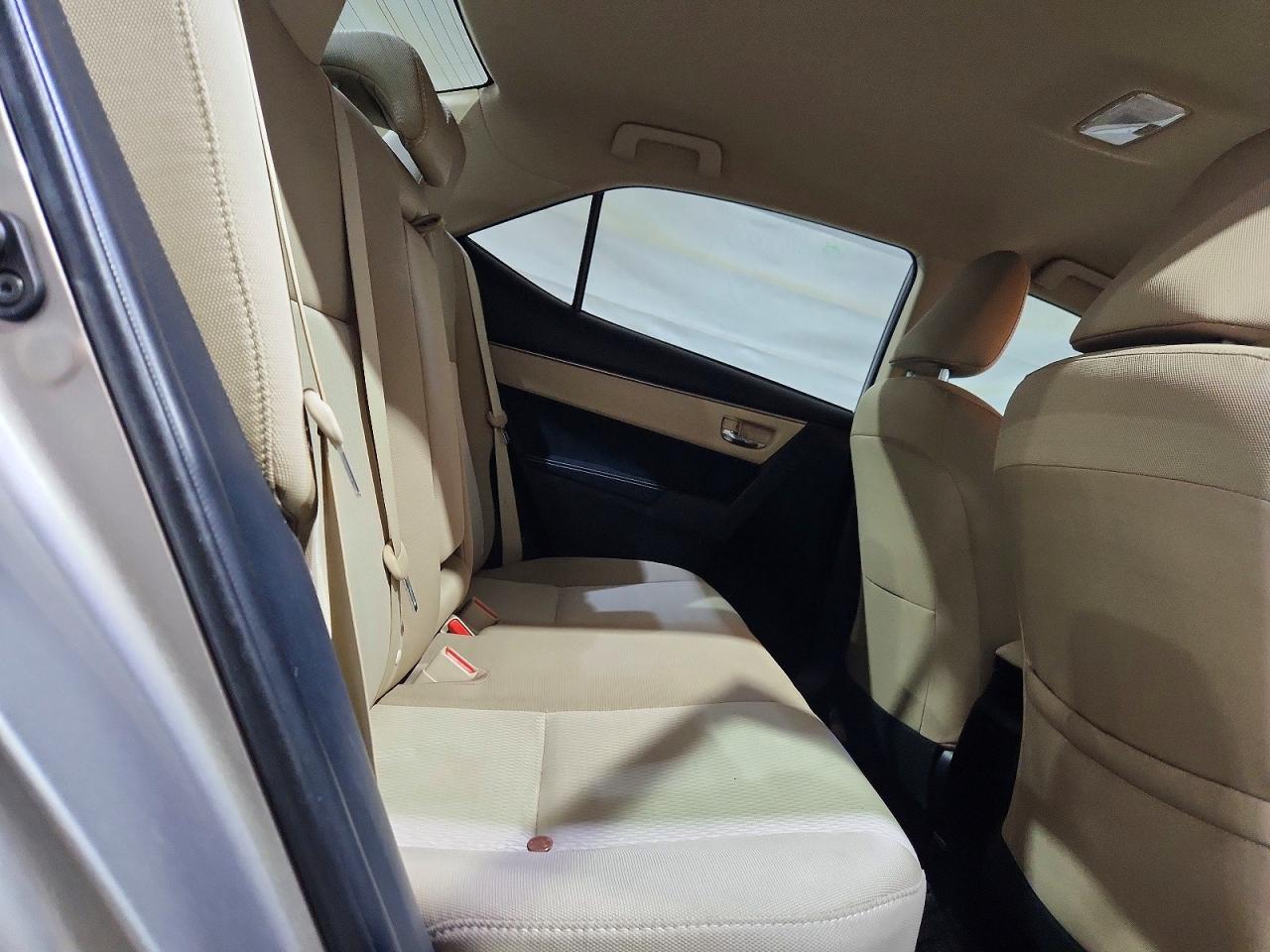 2016 TOYOTA COROLLA LE photo 19