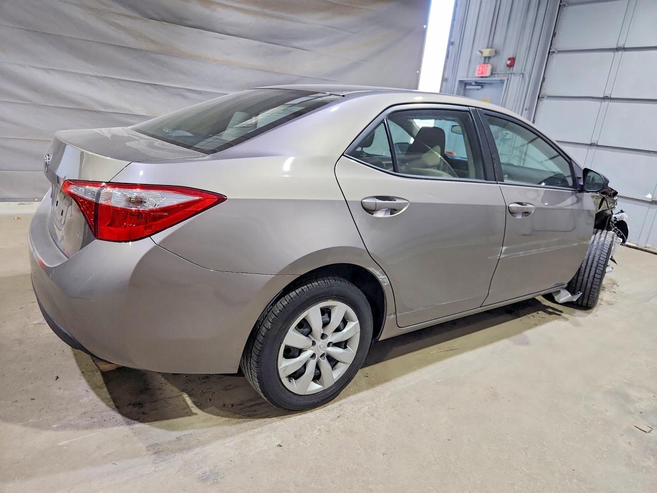 2016 TOYOTA COROLLA LE photo 5