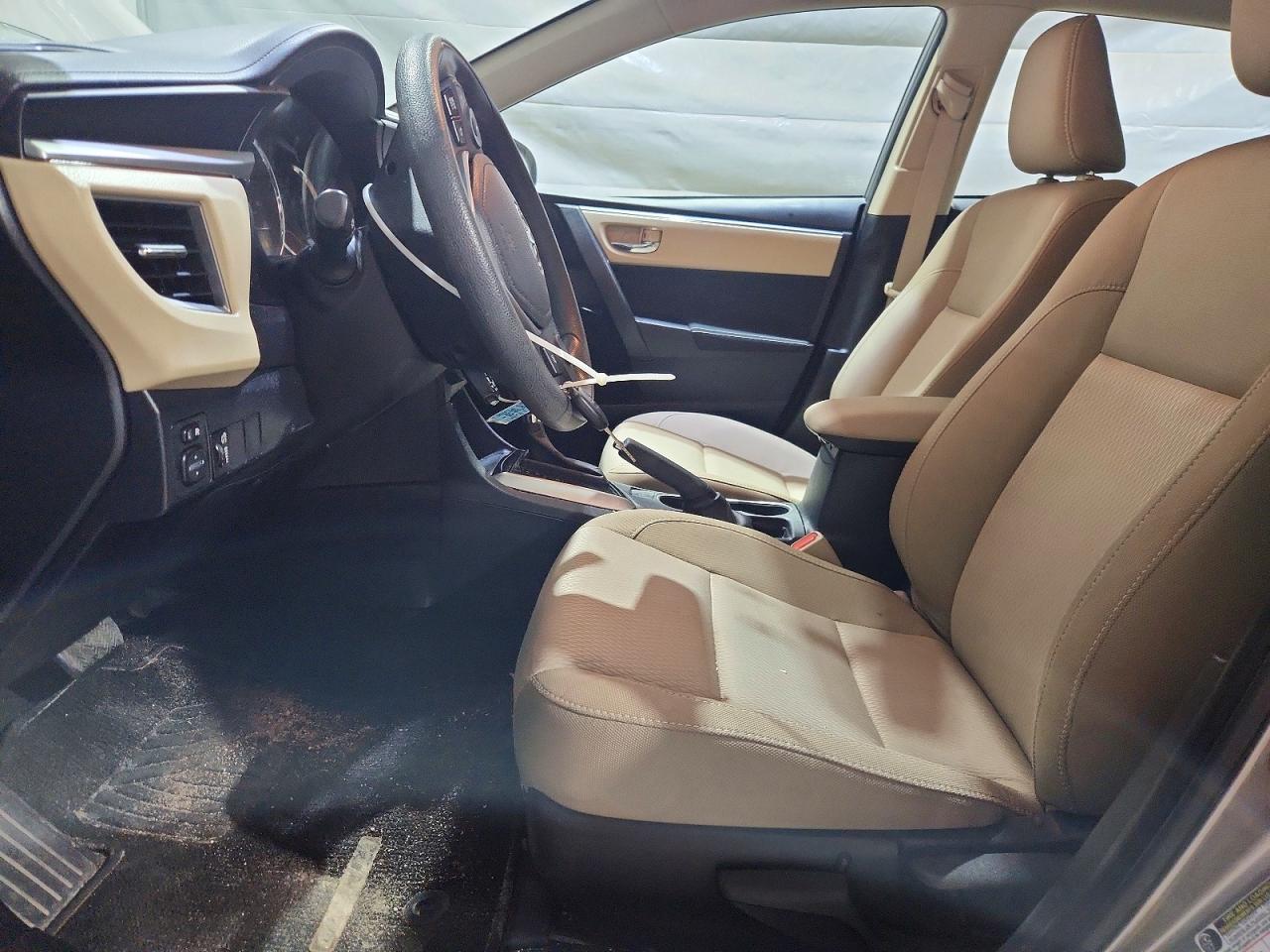 2016 TOYOTA COROLLA LE photo 13