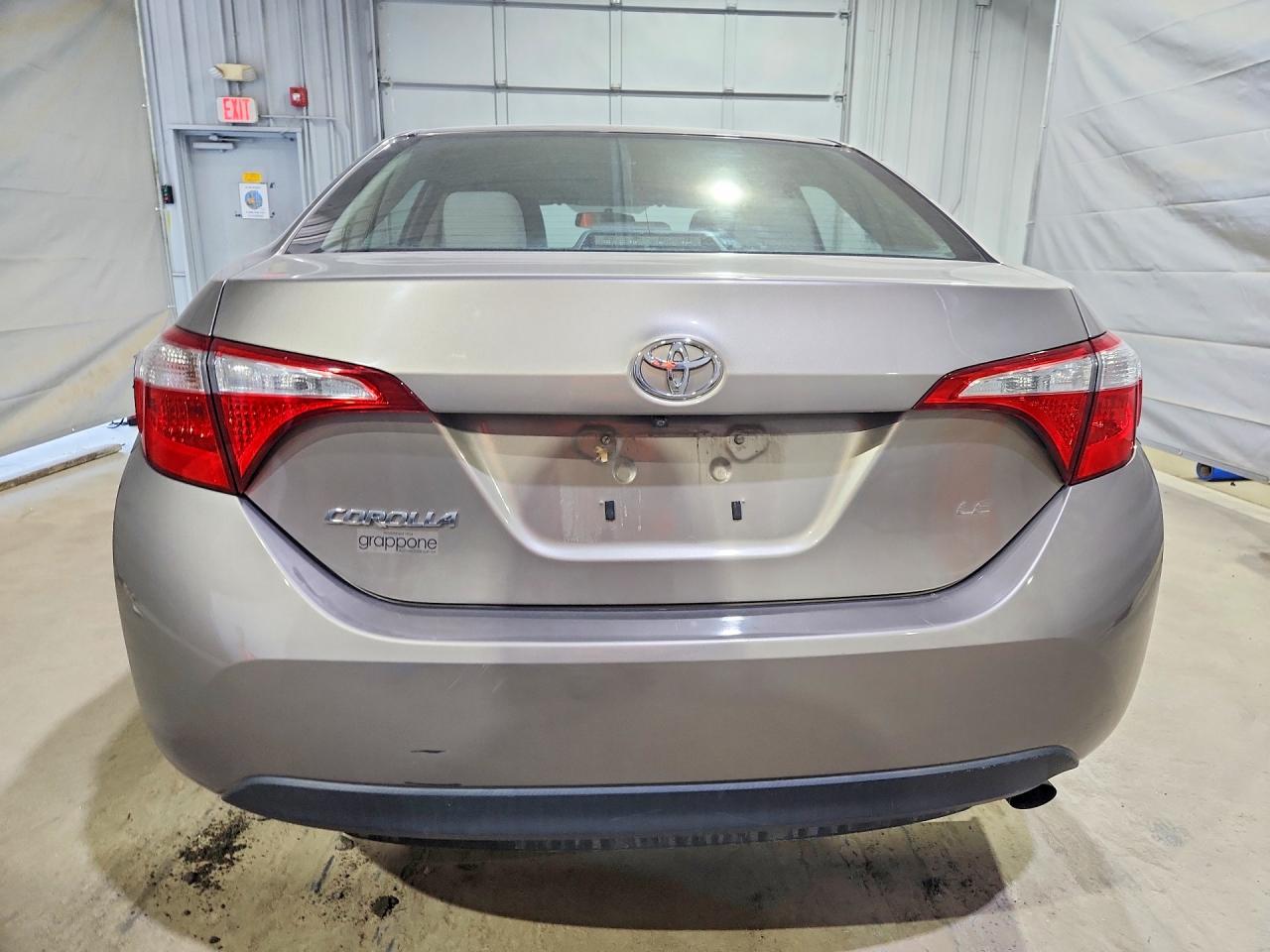2016 TOYOTA COROLLA LE photo 11