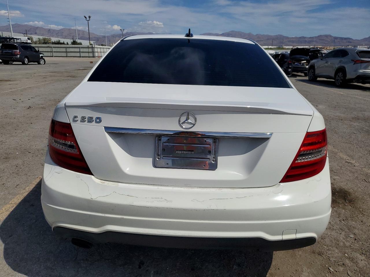 2013 MERCEDES-BENZ C 250 photo 6