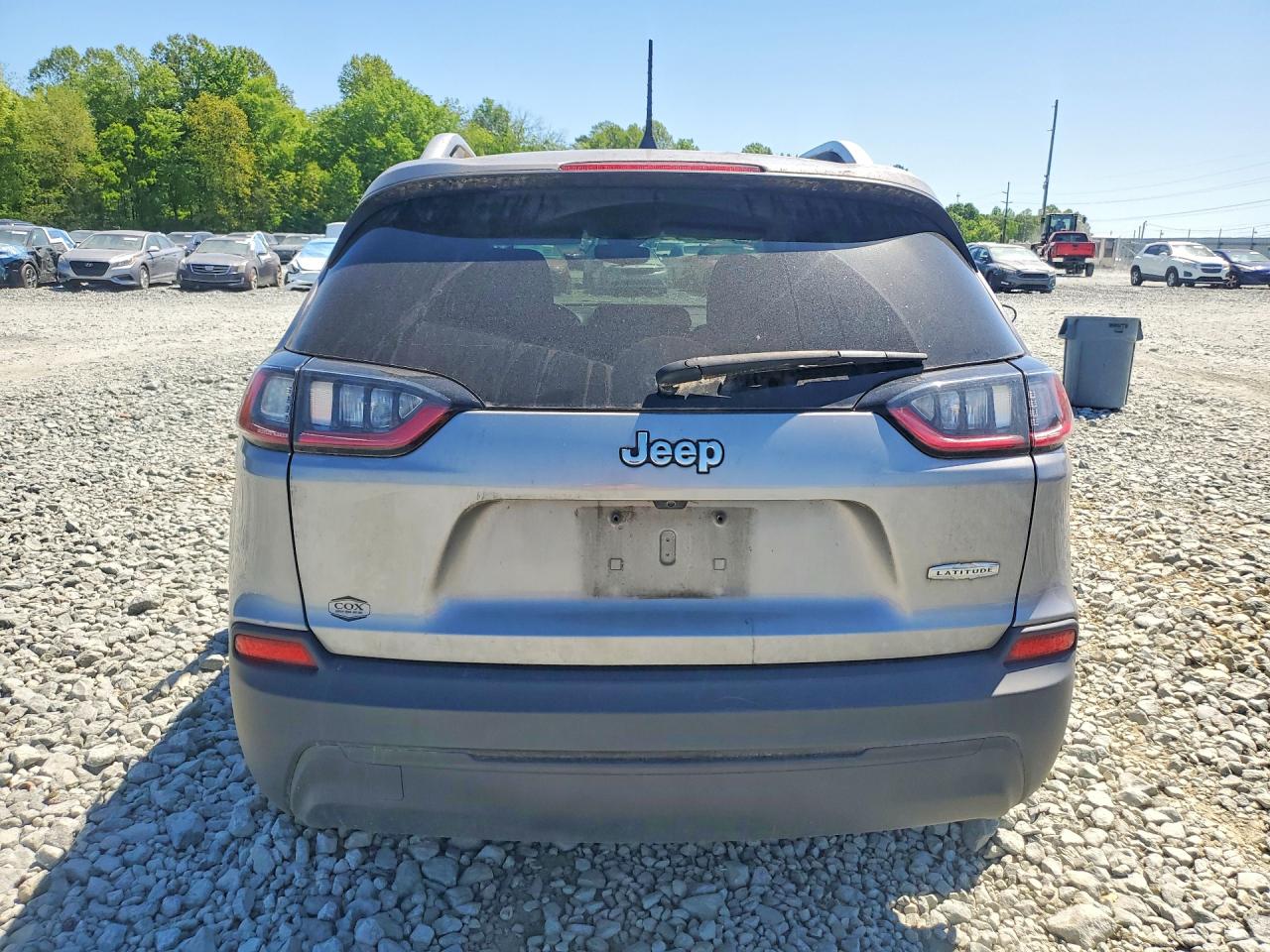 2021 JEEP CHEROKEE LATITUDE photo 6