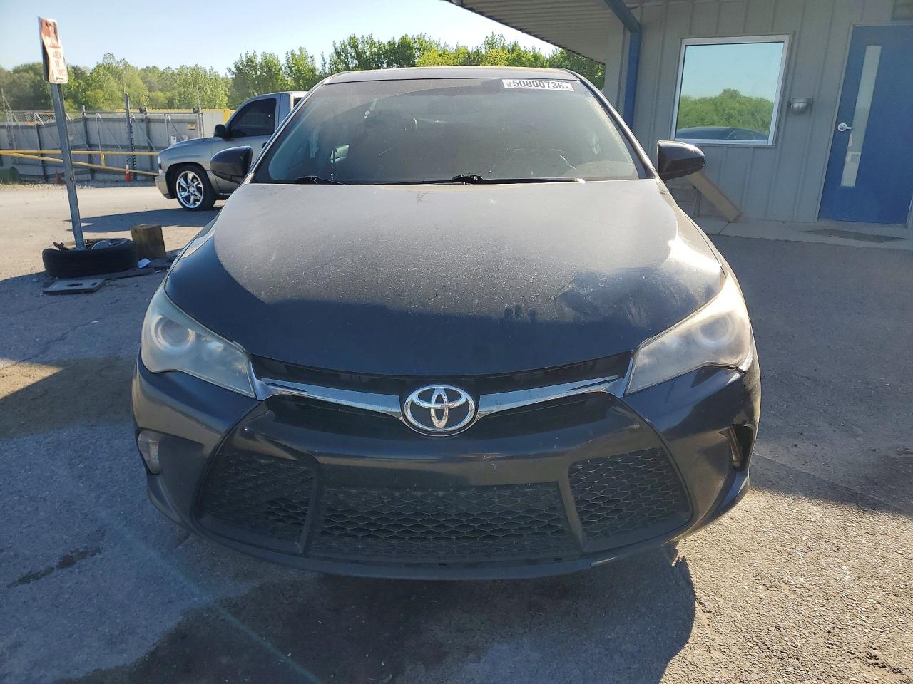 2017 TOYOTA CAMRY SE photo 9