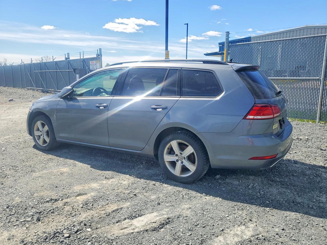 2019 VOLKSWAGEN GOLF SPORTWAGEN S photo 4