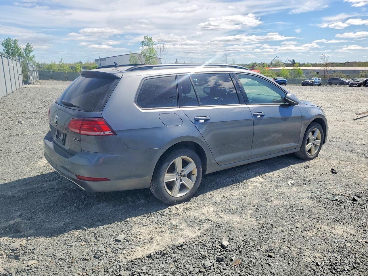2019 VOLKSWAGEN GOLF SPORTWAGEN S photo 7