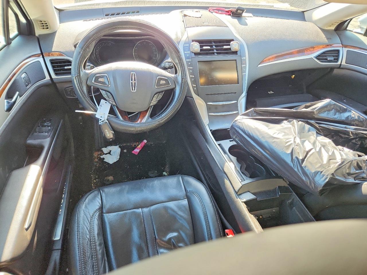 2014 LINCOLN MKZ photo 8
