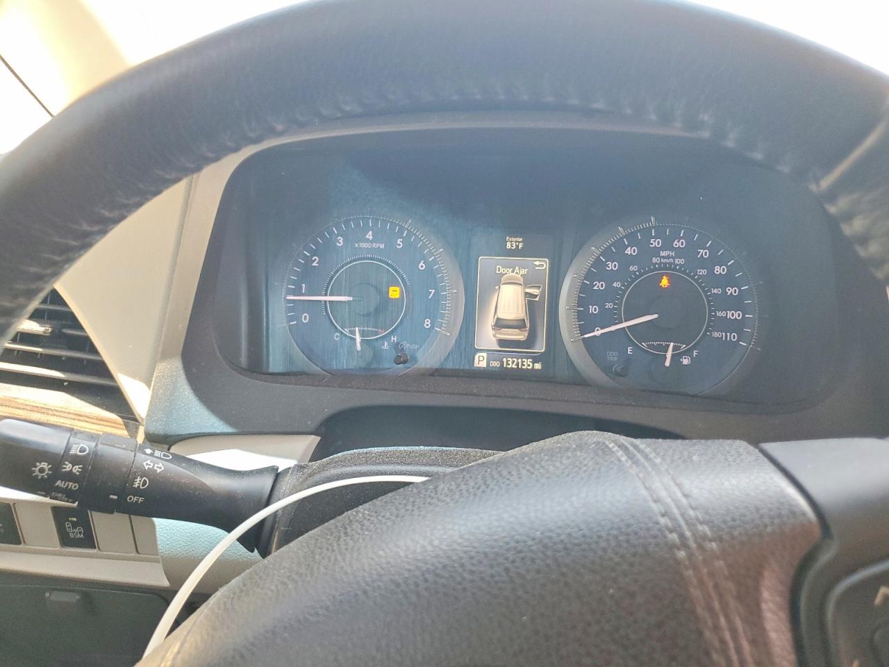2015 TOYOTA SIENNA XLE 8-PASSENGER photo 9
