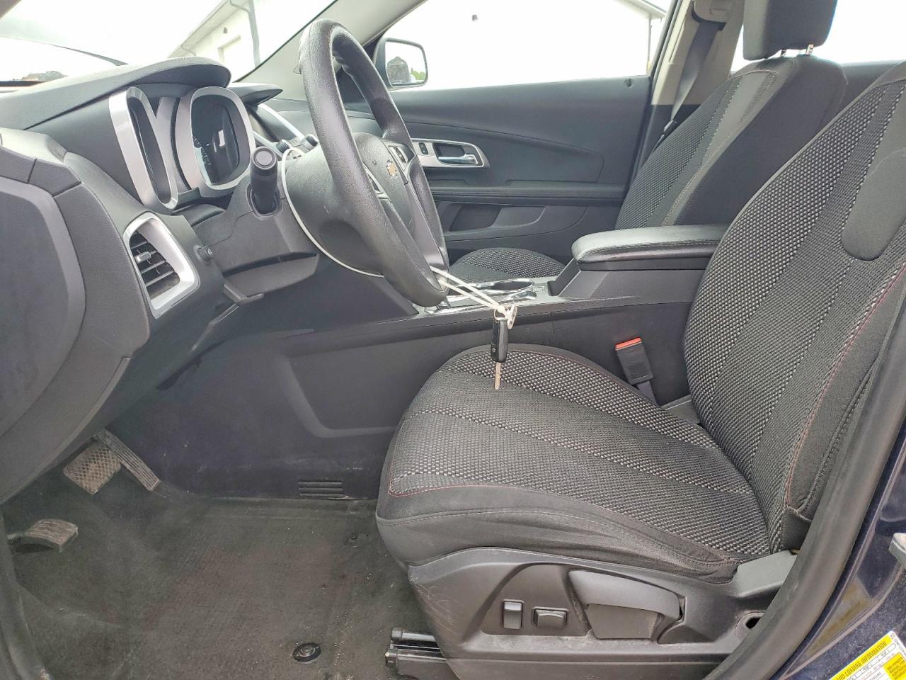 2017 CHEVROLET EQUINOX LS photo 19