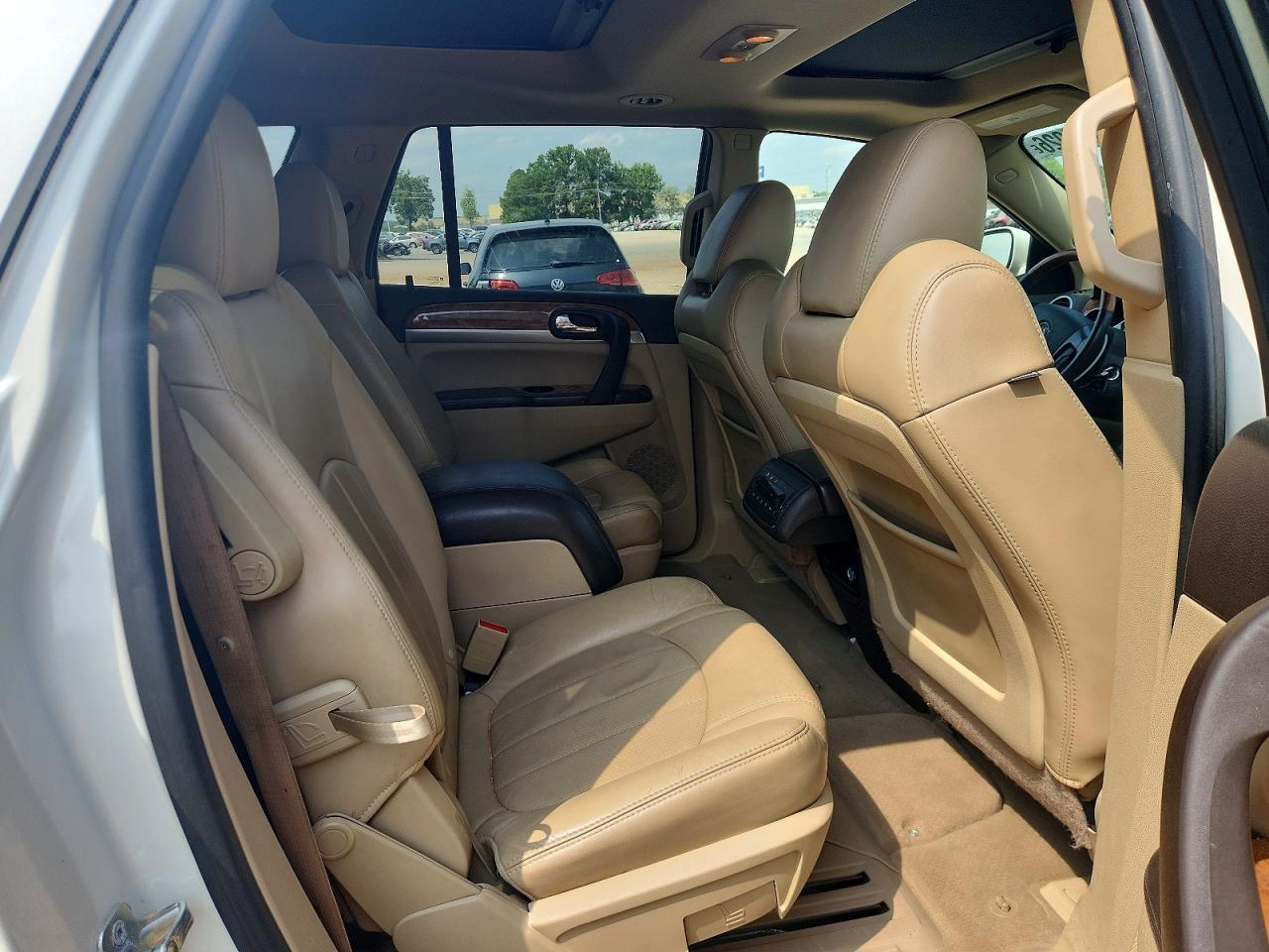 2011 BUICK ENCLAVE CXL photo 21