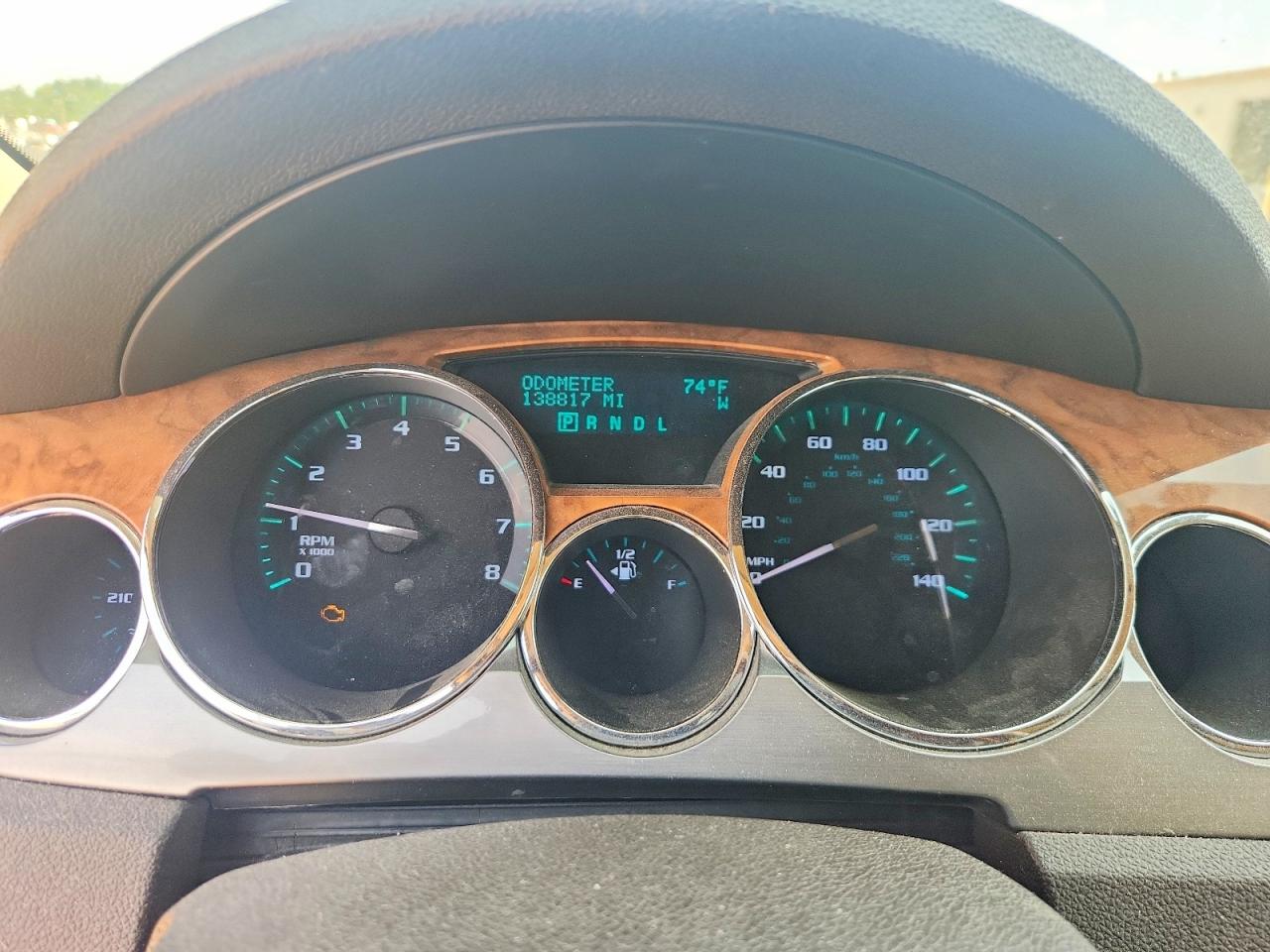 2011 BUICK ENCLAVE CXL photo 17