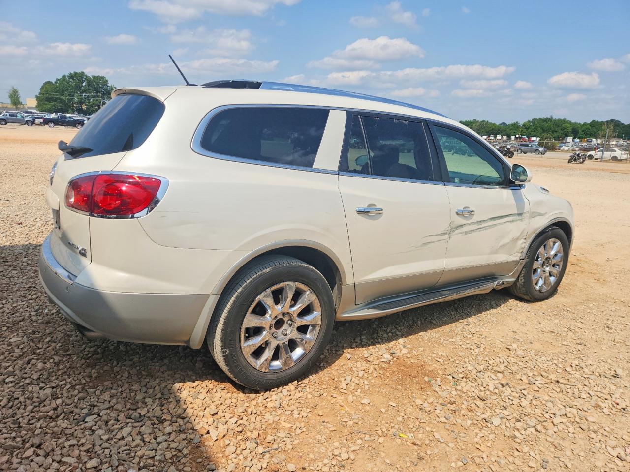 2011 BUICK ENCLAVE CXL photo 5