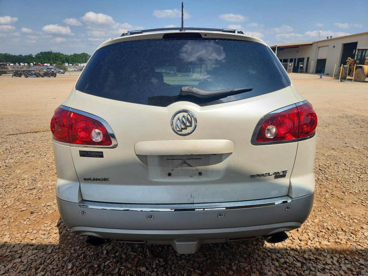 2011 BUICK ENCLAVE CXL photo 11