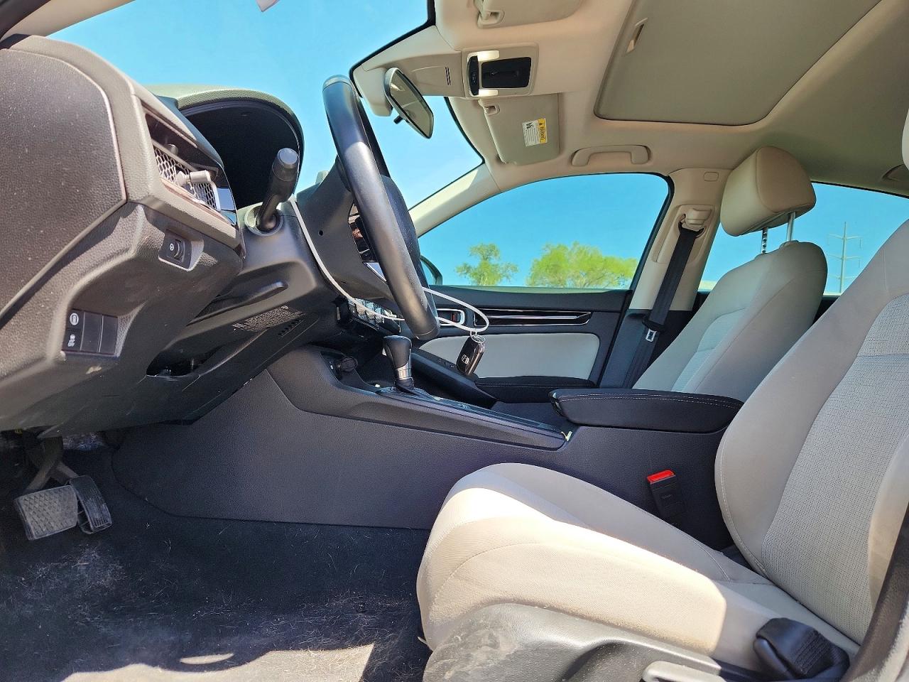 2022 HONDA CIVIC EX photo 13