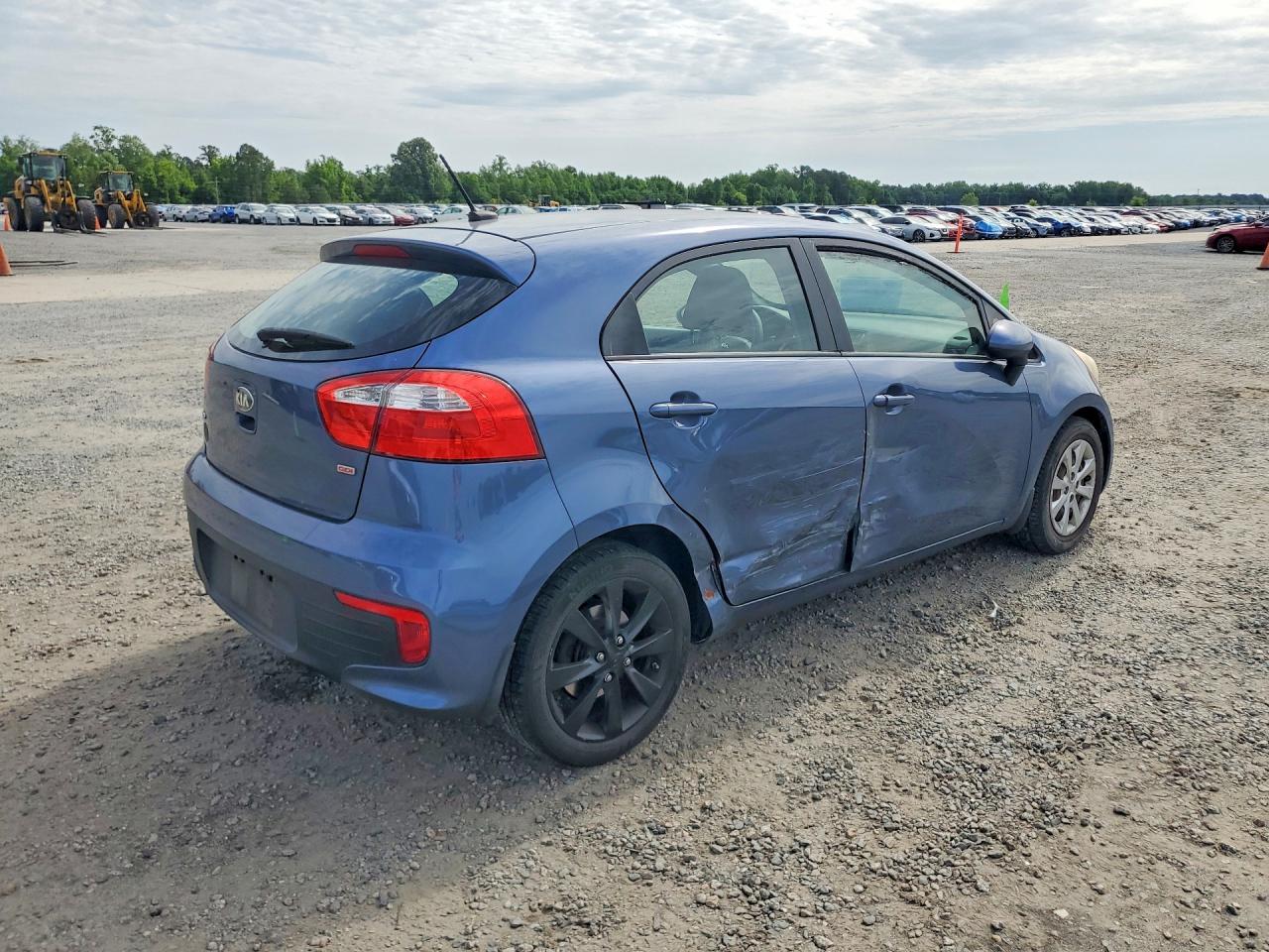 2016 KIA RIO LX photo 3
