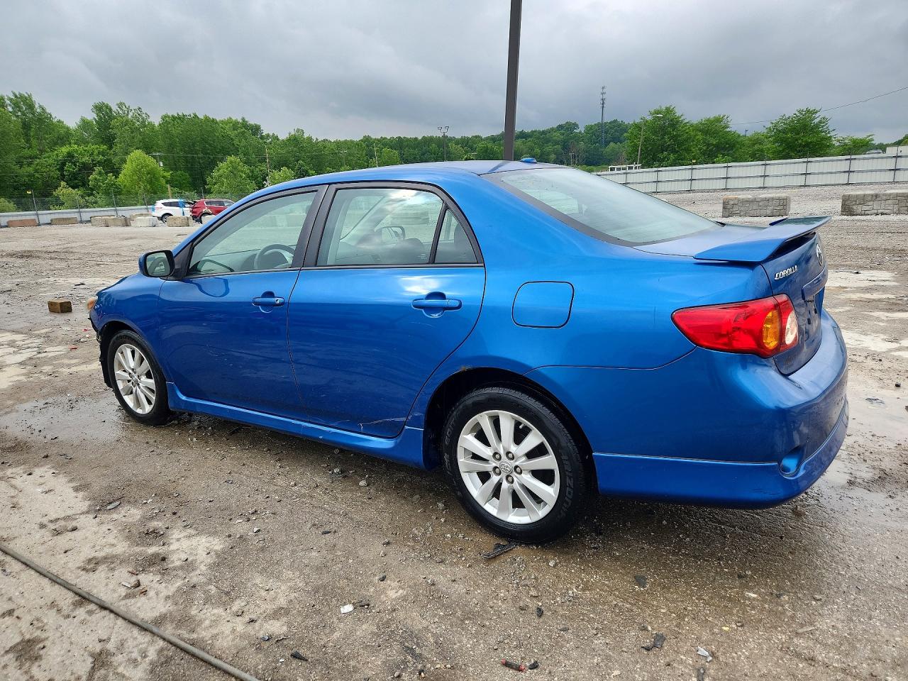 2010 TOYOTA COROLLA S photo 4