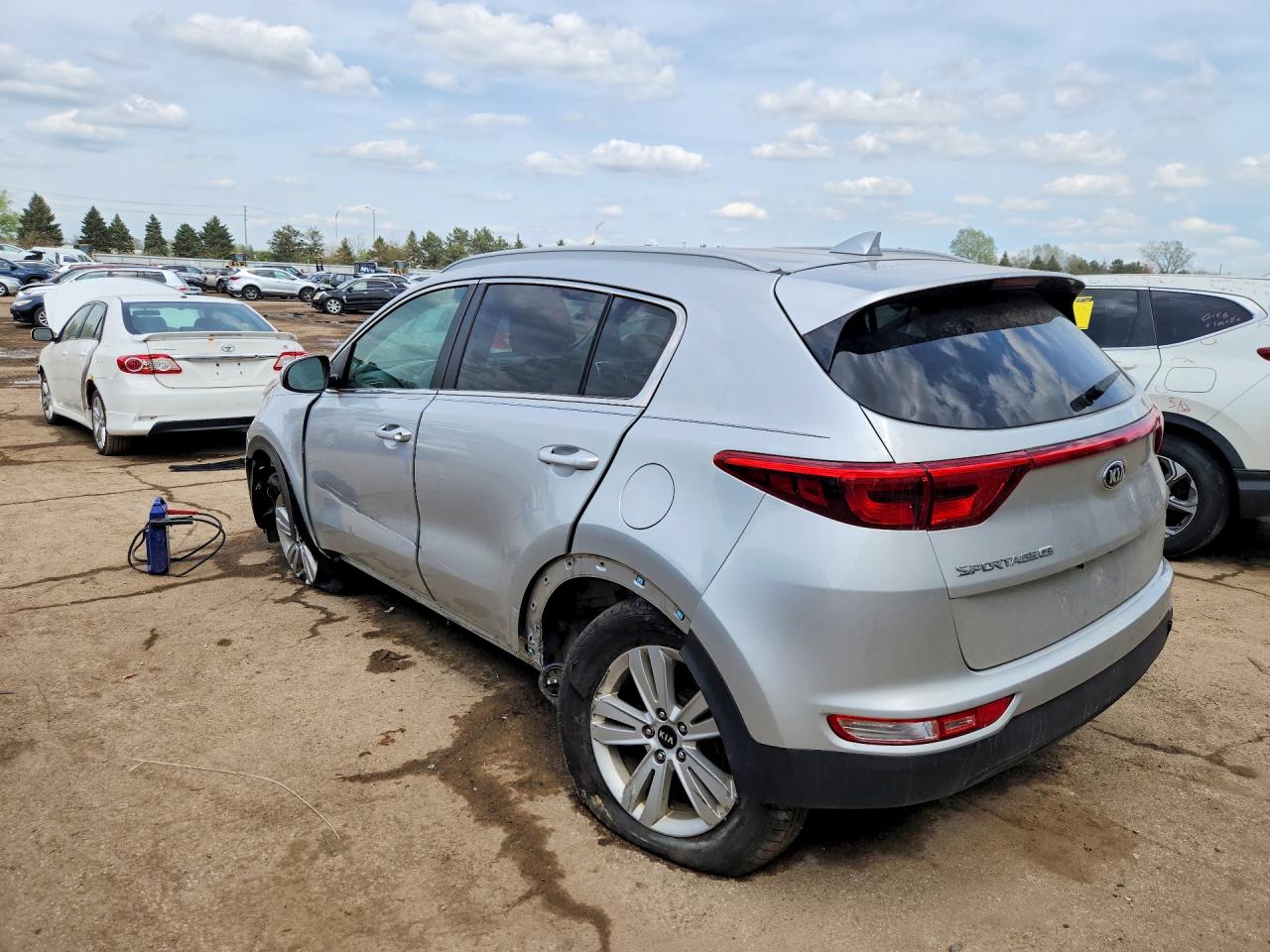 2017 KIA SPORTAGE LX photo 3