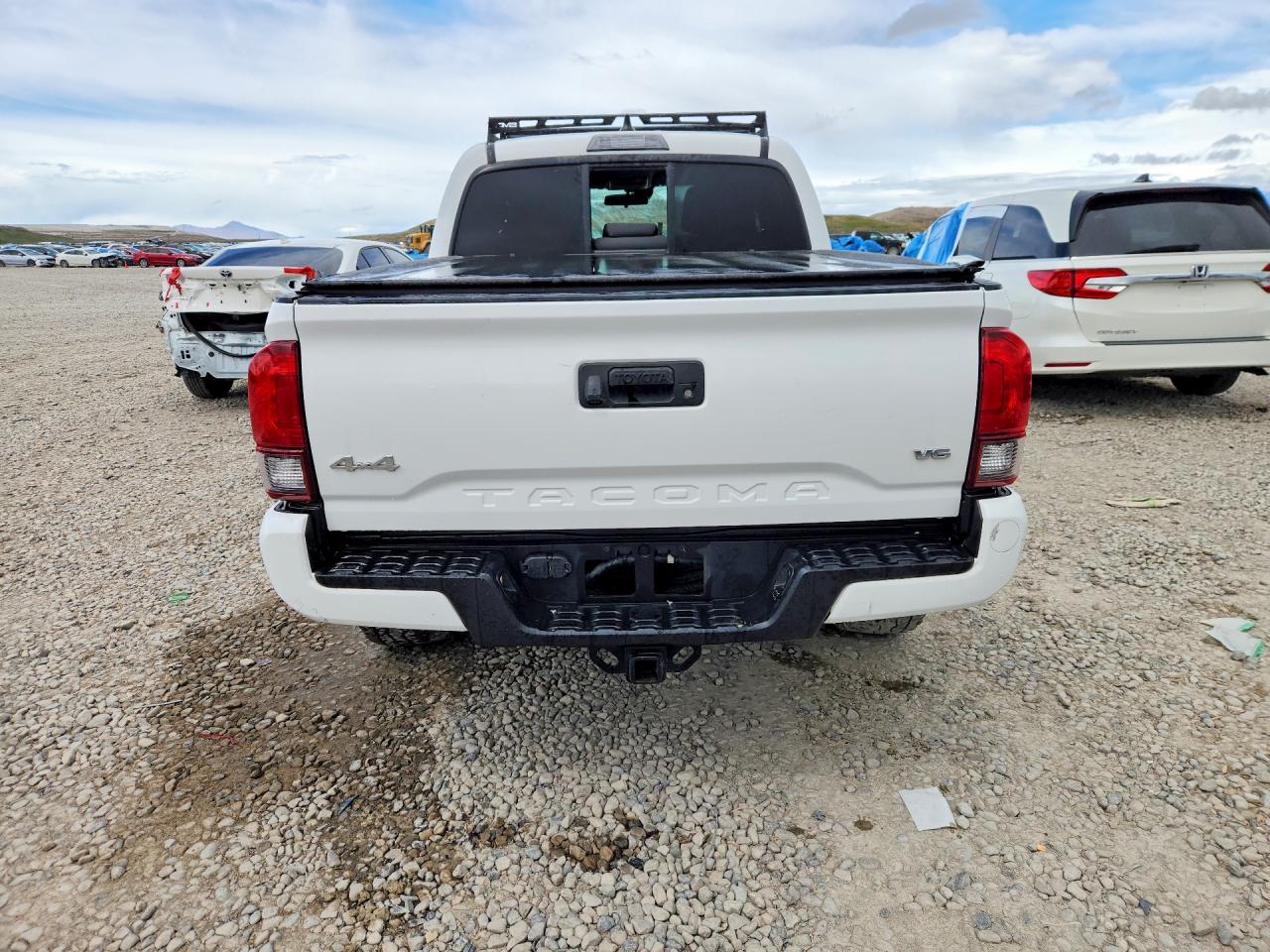 2022 TOYOTA TACOMA SR V6 photo 6