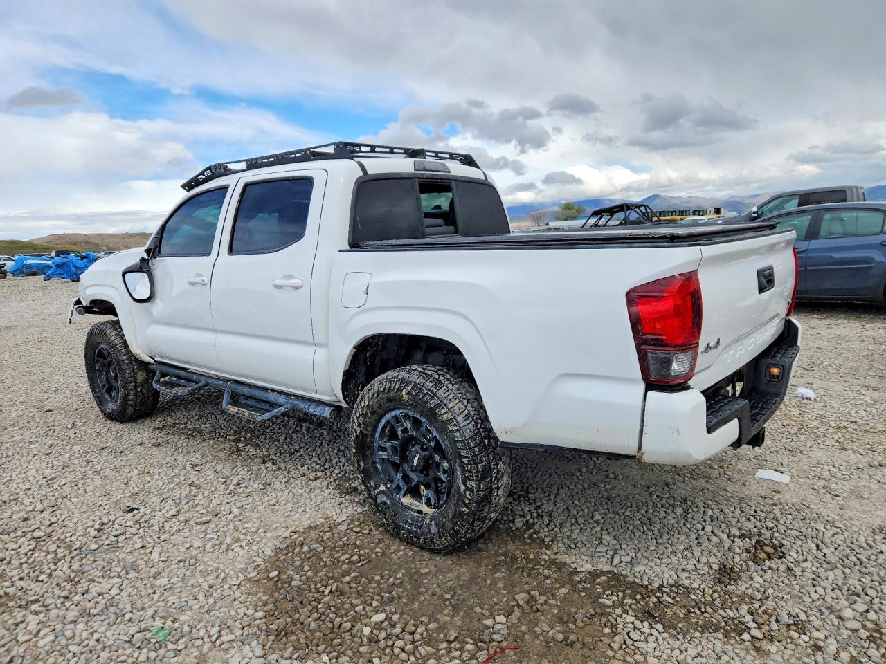 2022 TOYOTA TACOMA SR V6 photo 2