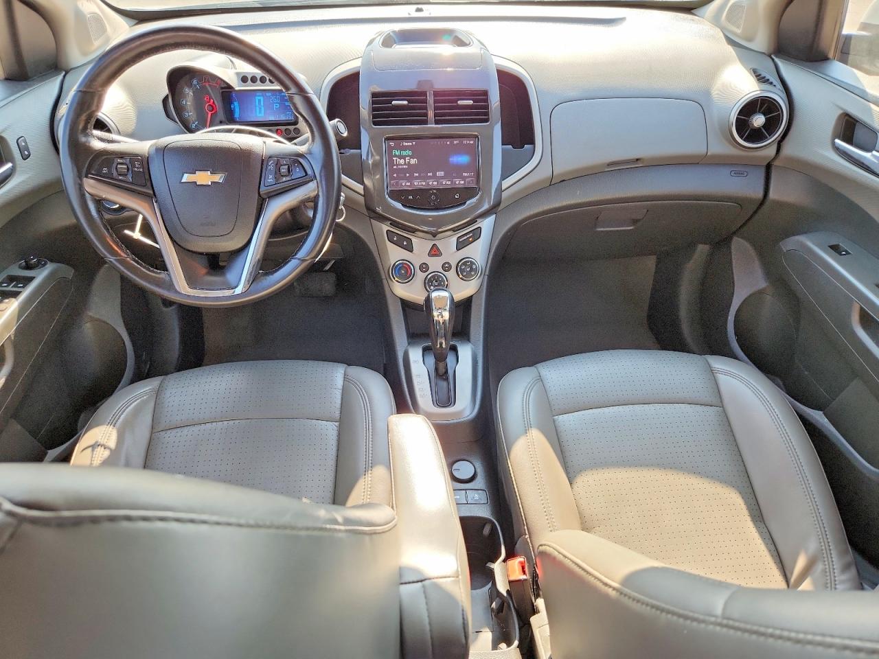 2014 CHEVROLET SONIC LTZ photo 15