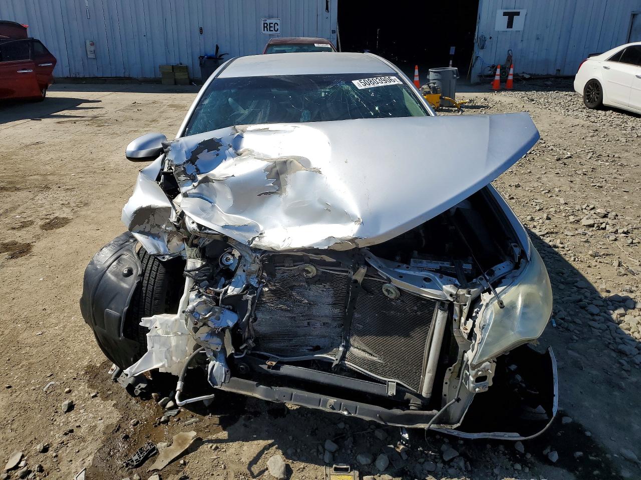 2012 TOYOTA CAMRY LE photo 5