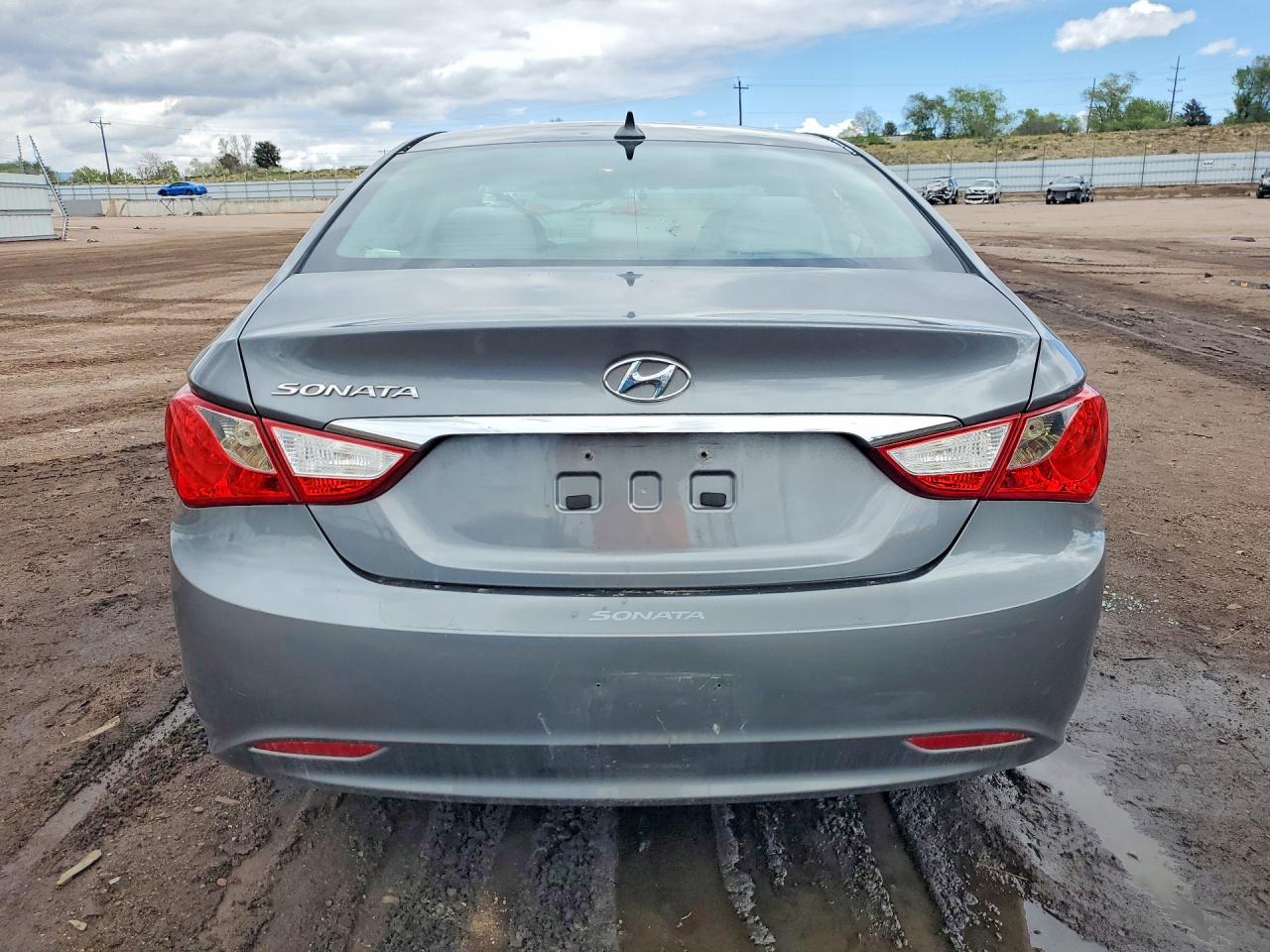 2013 HYUNDAI SONATA GLS photo 16