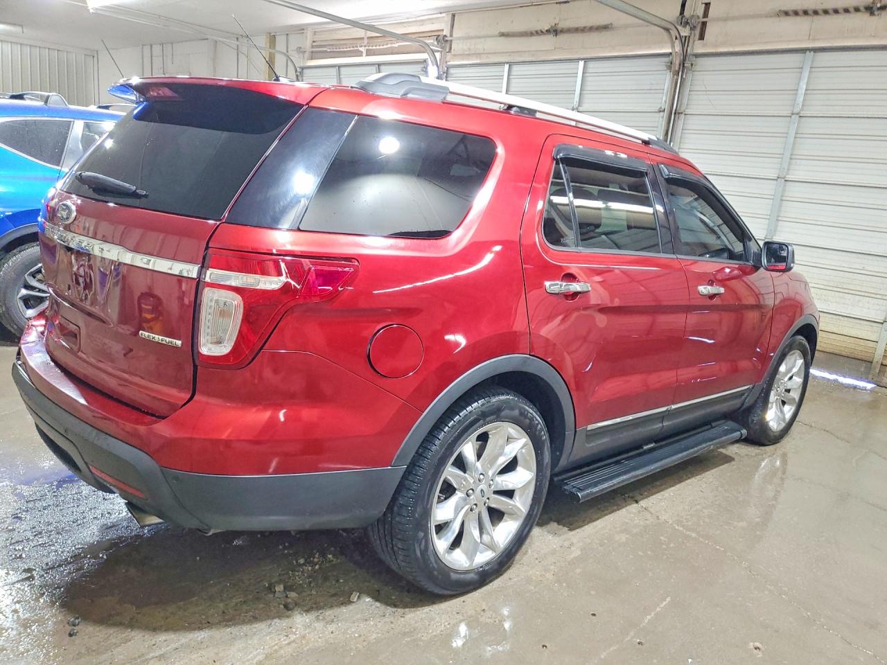 2013 FORD EXPLORER XLT photo 3
