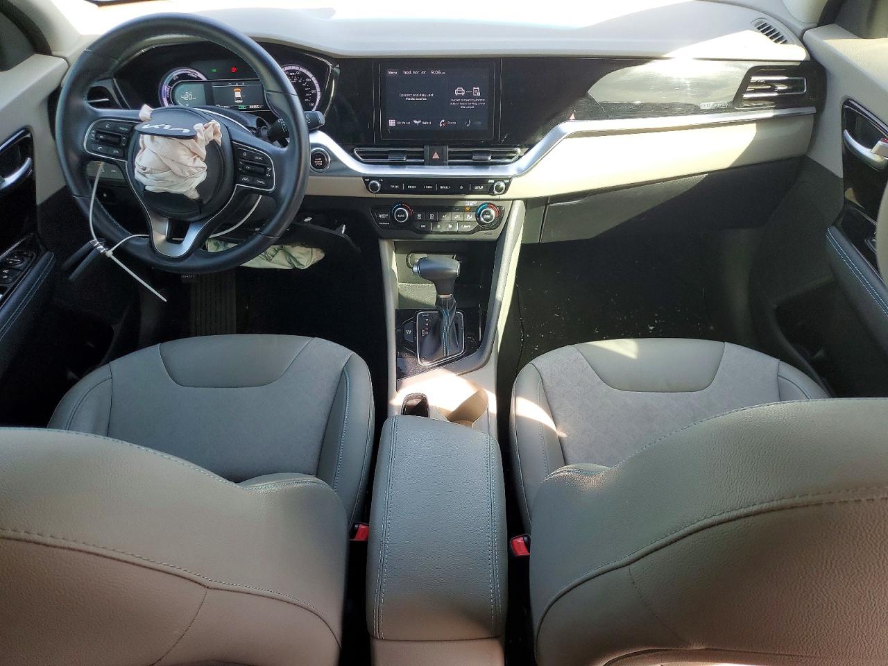 2022 KIA NIRO LXS SPECIAL EDITION photo 15
