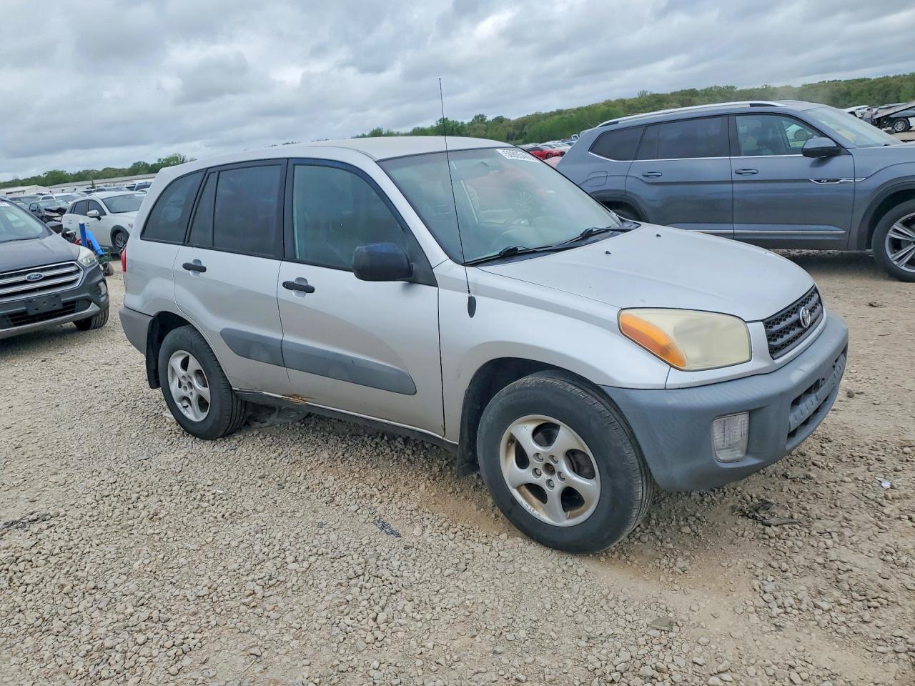 2001 TOYOTA RAV4 BASE photo 10