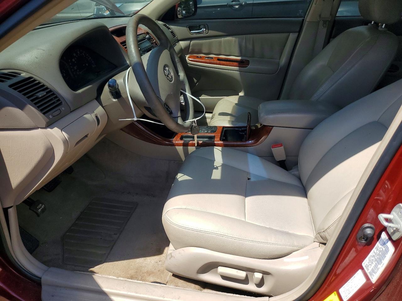 2003 TOYOTA CAMRY XLE photo 19